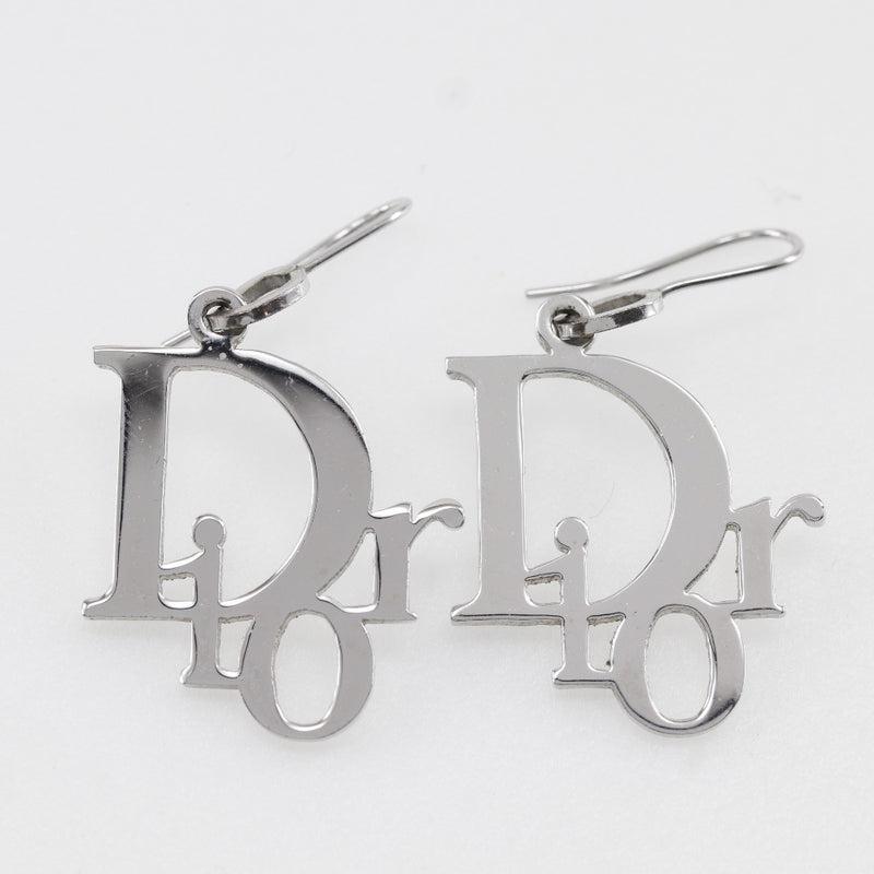 [Dior] Christian Dior 
 Perforación 
 Alrededor de 4.9 g de damas de metal