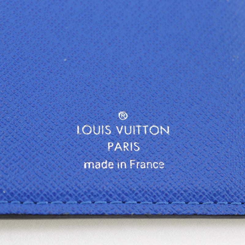 [Louis Vuitton]路易威登 
 长钱包 
 M63300 TAIGA TA4200雕刻开放的男士