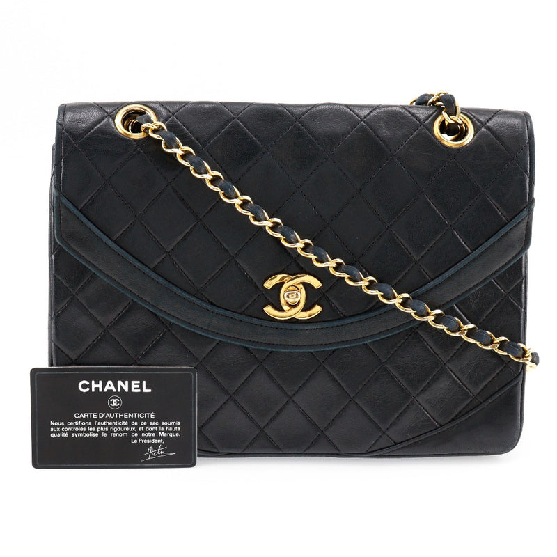 [CHANEL] Chanel 
 Chain shoulder shoulder bag 
 Ramskin shoulder a5 turn lock CHAINSHOULDER Ladies