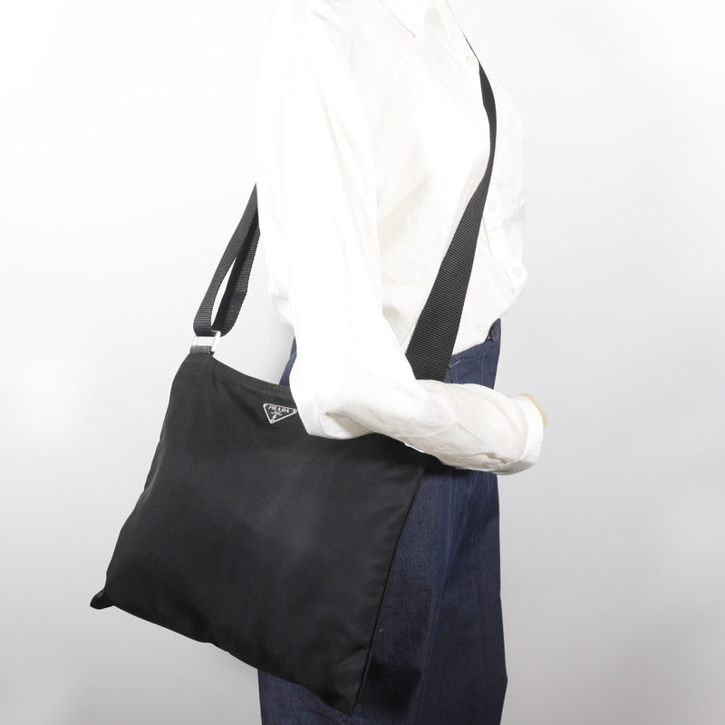 PRADA】プラダ ショルダーバッグ – NISHIKINO VINTAGE KYOTO
