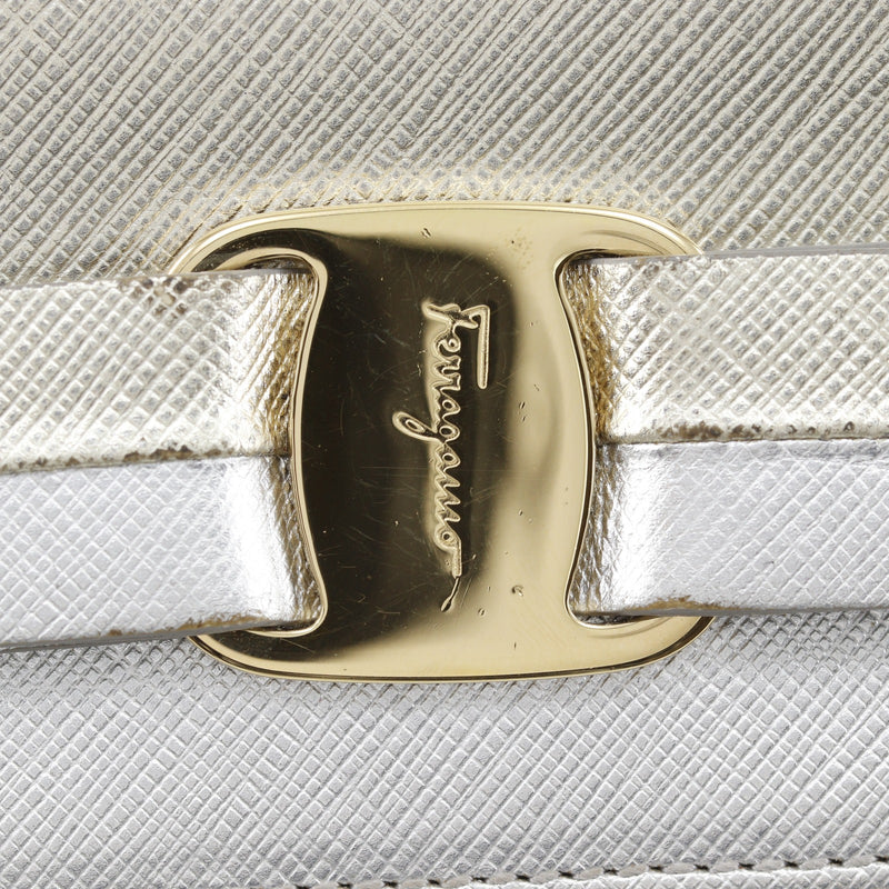 Salvatore Ferragamo】サルヴァトーレフェラガモ ヴァラリボン 長財布