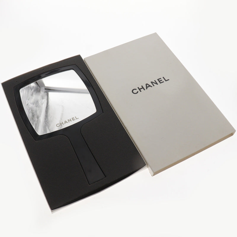 CHANEL】シャネル ココマーク 手鏡・コンパクト – NISHIKINO VINTAGE KYOTO