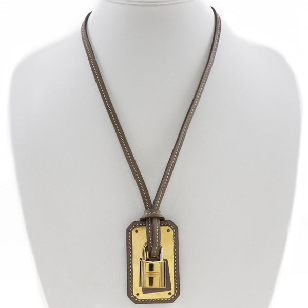 [HERMES] Hermes 
 Orchery pendant necklace 
 Voice Wift Etou Grigue D-engraved Approximately 34.0g OAKLEY PENDANT Ladies A-Rank