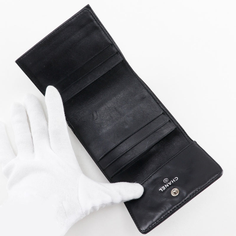 [CHANEL] Portefeuille à deux volets Chanel Icon Line 
 A37152