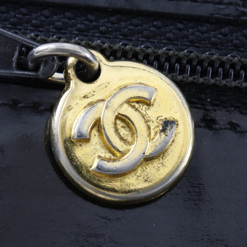 [Chanel] Chanel 
 Billetera de cadena larga billetera 
 Patente de cuero negro Botón de botones de botones de botones