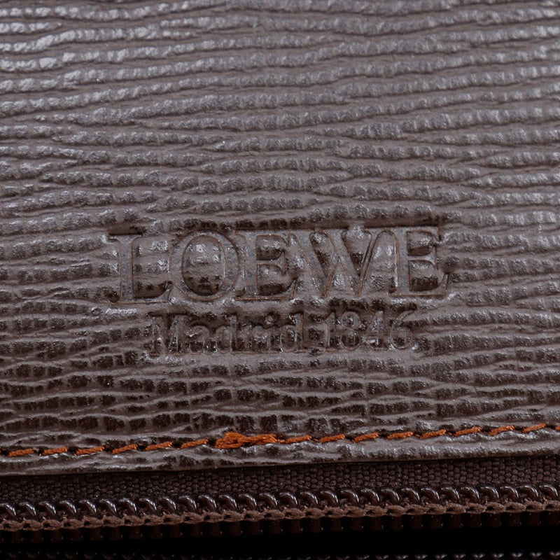 [Loewe] Loewe 
 Anagram第二袋 
 离合器袋小牛茶手提包pachinko lock angagram unisex a+等级