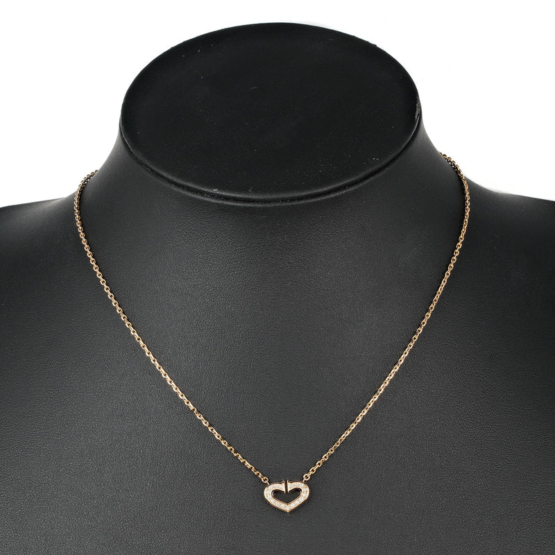[卡地亚]卡地亚 
 C心脏项链 
 K18粉红色金X钻石大约5.6克C心女士