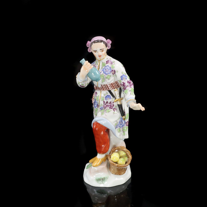 【Meissen】マイセン アジアン・マン ( ボトルと籠を持ったアジア人男性 ) 置物 オブジェ