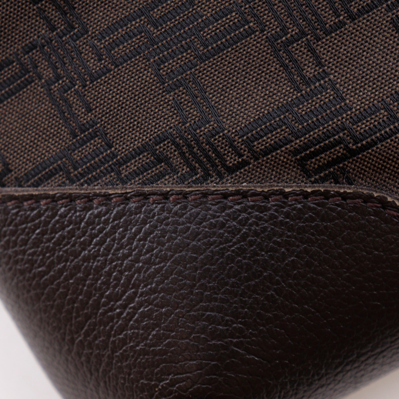 Dunhill】ダンヒル ディーエイト ショルダーバッグ – NISHIKINO