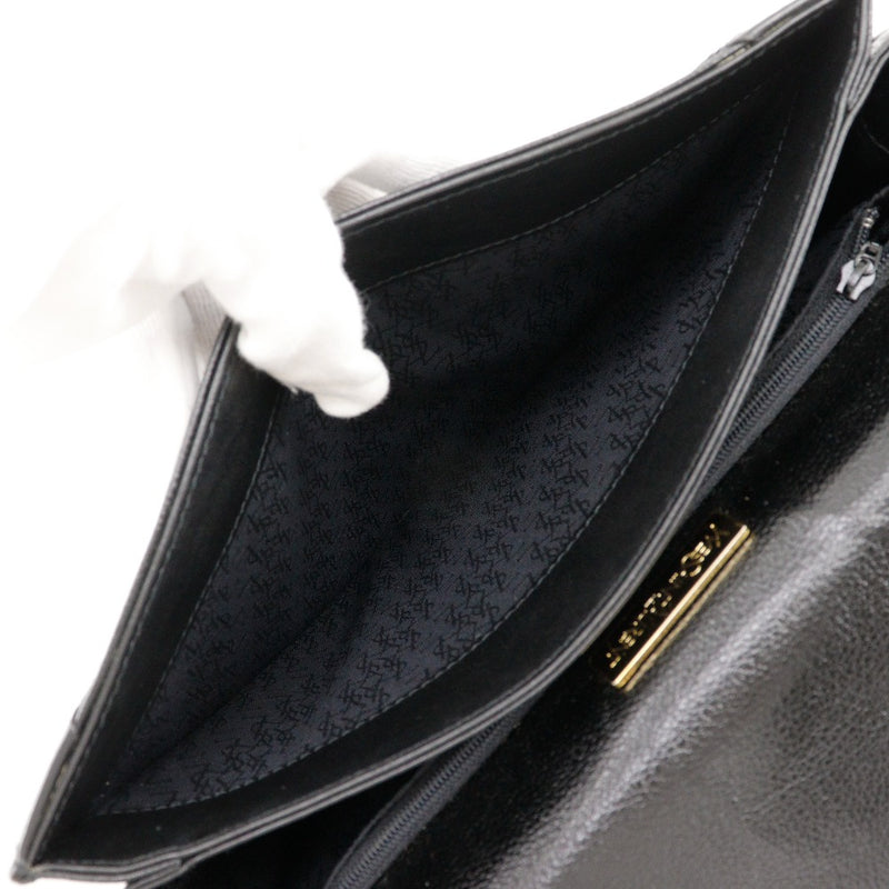 [Yves Saint Laurent] Eve Saint Laurent 
 Y stitch shoulder bag 
 Calfskin Black diagonal hanging A5 magnet type Y stitch ladies