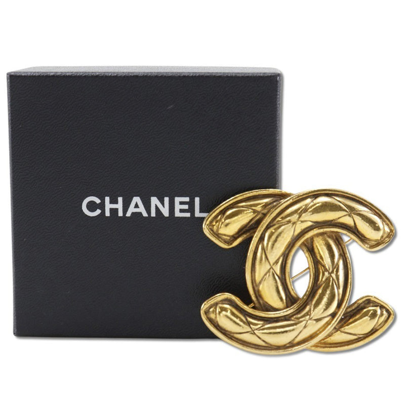 【CHANEL】シャネル
 ココマーク ブローチ
 マトラッセ ヴィンテージ 金メッキ 約32.5g COCO Mark レディース