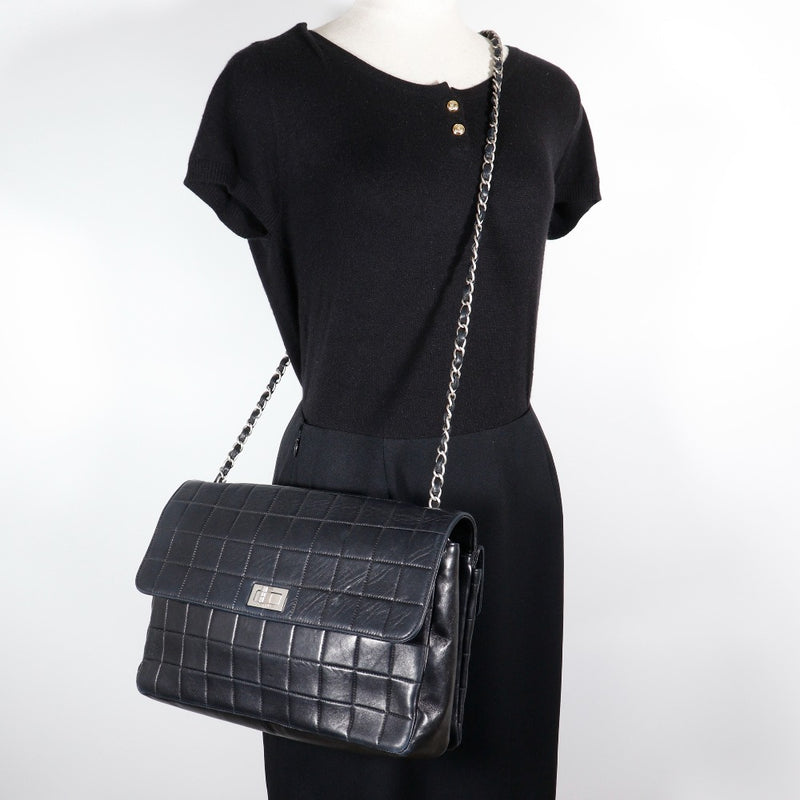 CHANEL】シャネル 2.55 チョコバー ショルダーバッグ – NISHIKINO