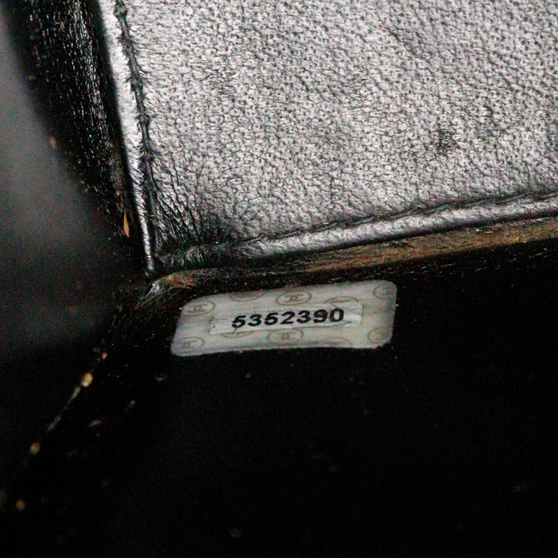 CHANEL】シャネル チェーントート トートバッグ – NISHIKINO