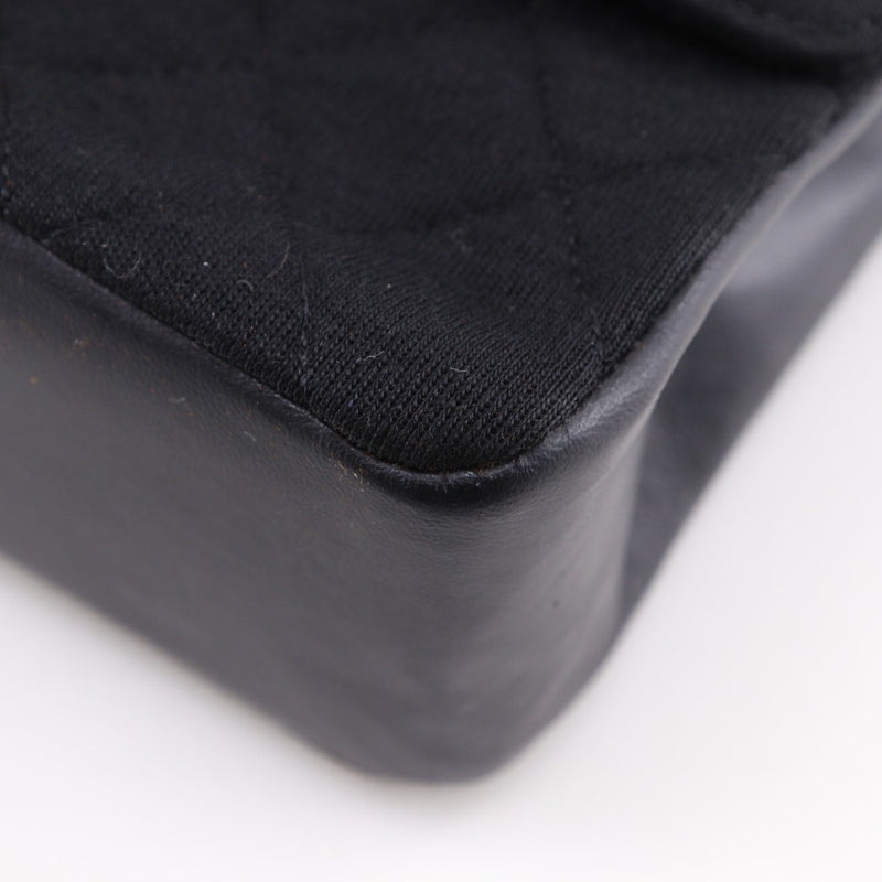 [CHANEL] Sac à bandoulière Chanel Matelasse 25