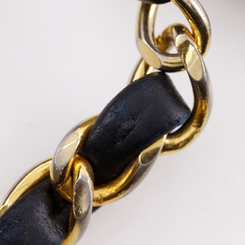 [CHANEL] Sac à bandoulière Chanel Matelasse 25