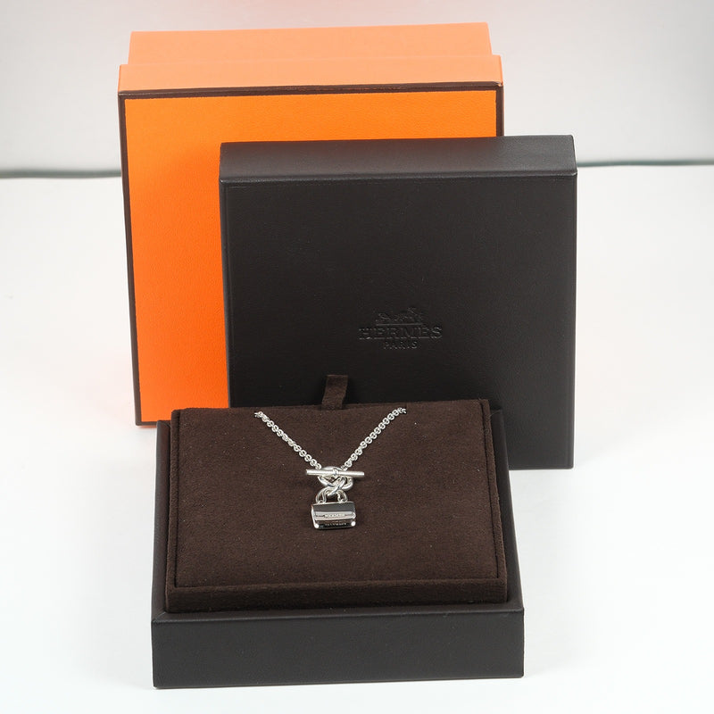 [HERMES] Hermes 
 amuleto collar de constanza 
 Plata 925 aprox. 12,5g Amuleto Constanza Damas Rango A