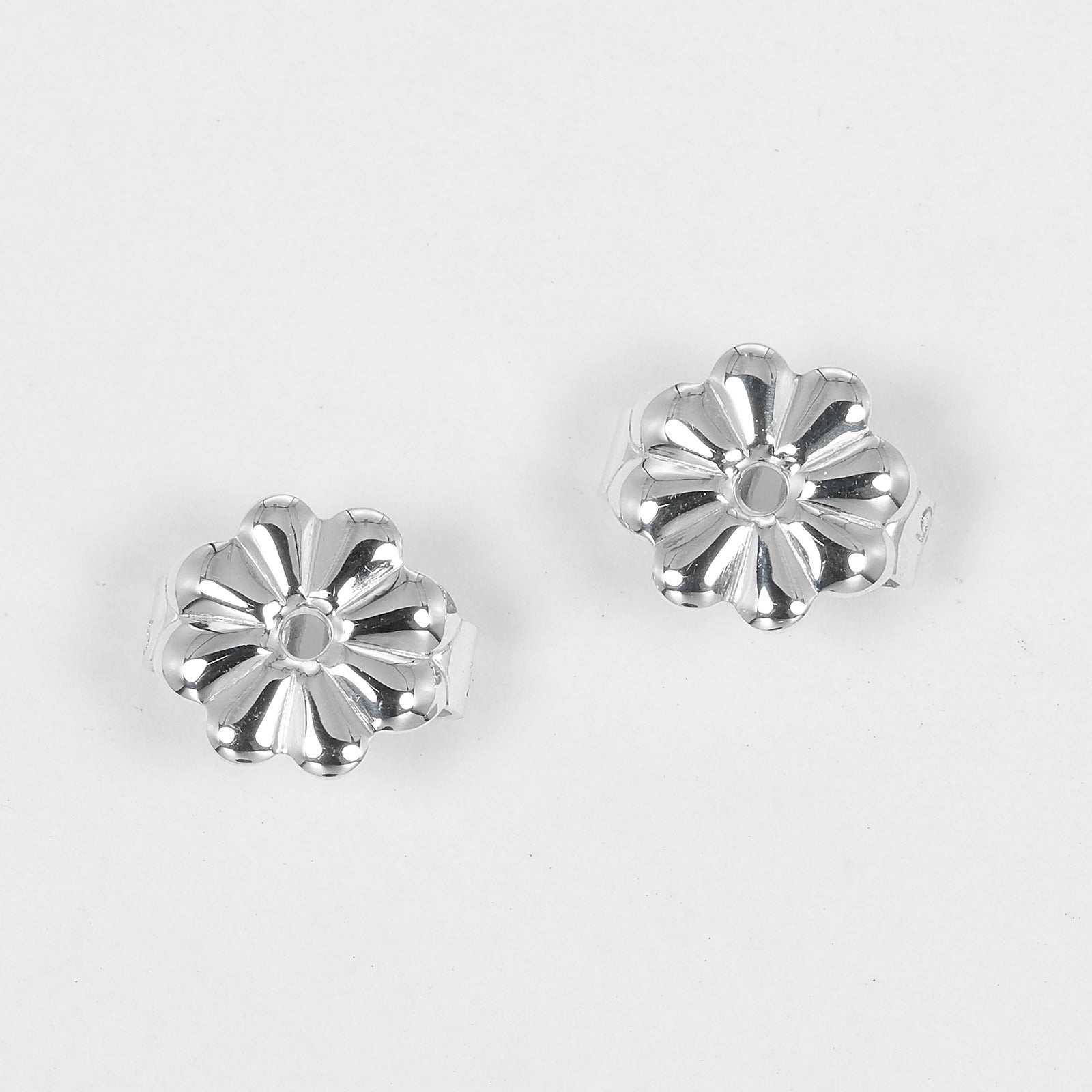 TIFFANY&Co.】ティファニー サマセット メッシュ ピアス – NISHIKINO