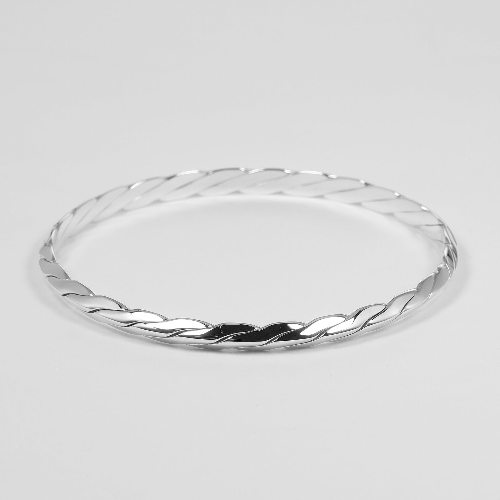 TIFFANY&Co.】ティファニー ナイフエッジ ツイスト バングル