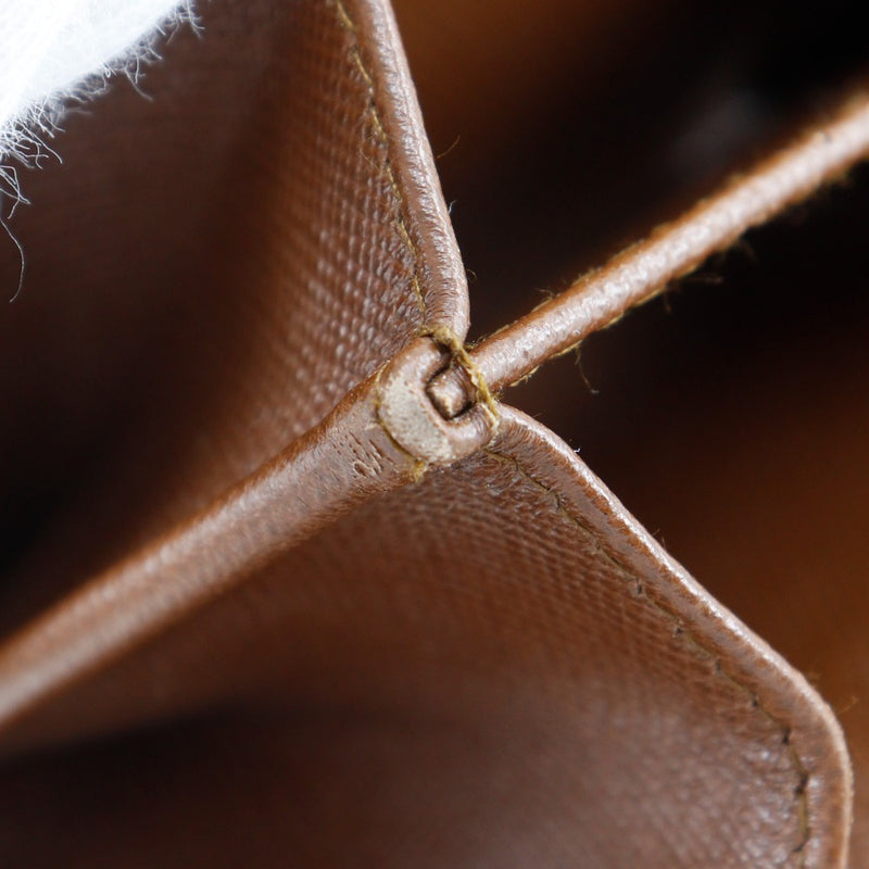 [PRADA] Porte-monnaie avec logo triangulaire Prada