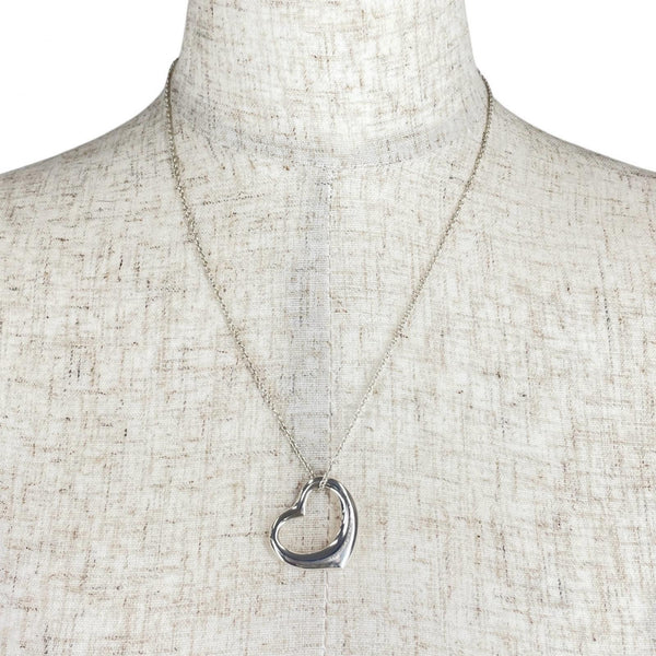 [티파니앤코]TIFFANY&Co.
 오픈 하트 미디엄 네크리스 
 엘사 퍼레티 실버 925 10.4g 오픈하트 미디엄 여성용 A급