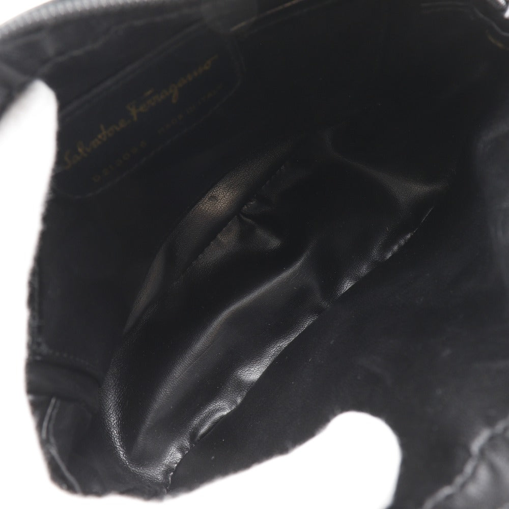 サルヴァトーレフェラガモ ヴァラ 斜め掛け ショルダーバッグ D213096 ヌバック レディース Salvatore Ferragamo 【1-0247559】 Salvatore Ferragamo - サルヴァトーレフェラガモ ヴァラ 斜め掛け