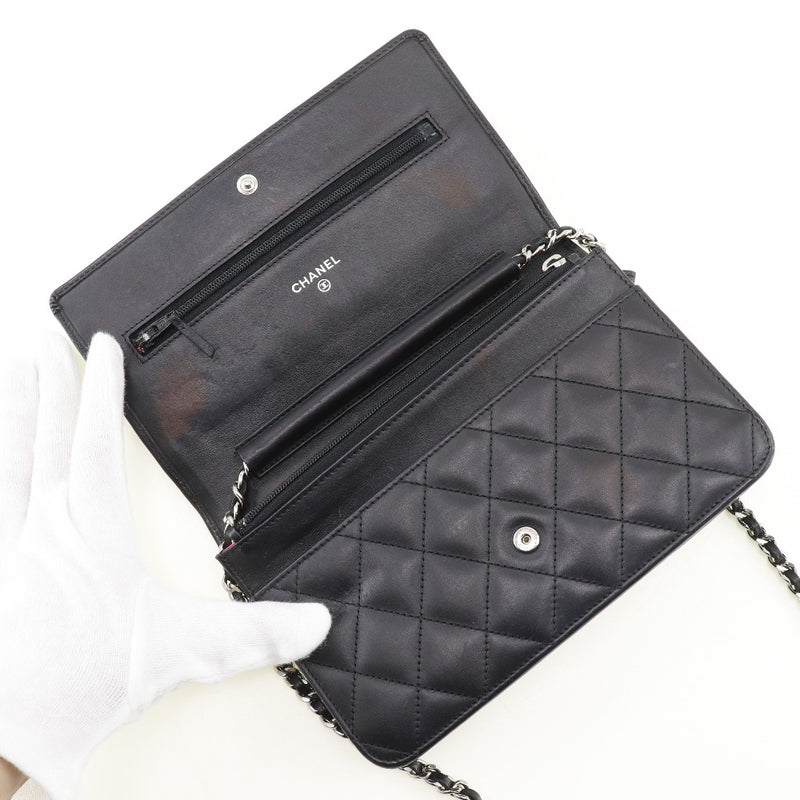 【CHANEL】シャネル
 チェーンウォレット 長財布
 カンボンライン A46646 カーフ×エナメル 黒 スナップボタン Chain wallet レディースB-ランク