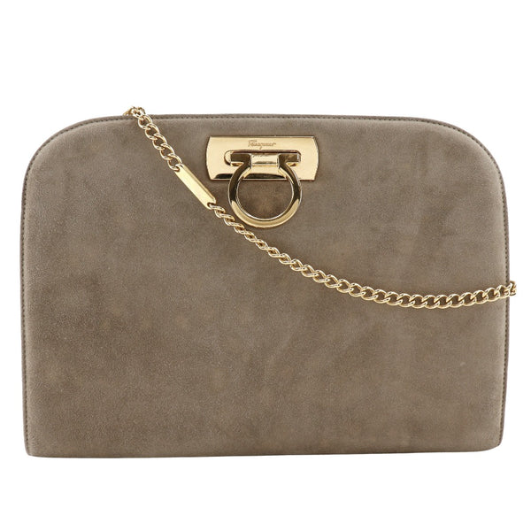 [Salvatore Ferragamo] Salvatore Ferragamo 
 Bolso de hombro de cadena 
 Gancini 2way Clutch P21-0587 Swedy Beige Diagonal Hanging 2way A5 ChainShouder Damas B-Rank