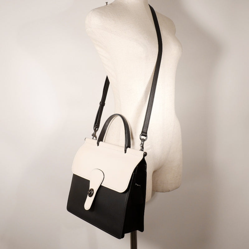 [Coach] Coach Willis Handsbag 2WAY TUMPER Cuir en cuir noir / blanc Diagonale Handscape 2way A5 Turn Lock Willis Ladies