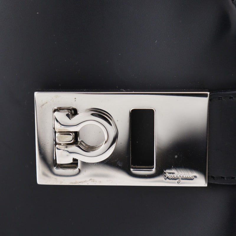 [Salvatore Ferragamo] Salvatore Ferragamo Gancini Handbag 
 AQ-21 0167