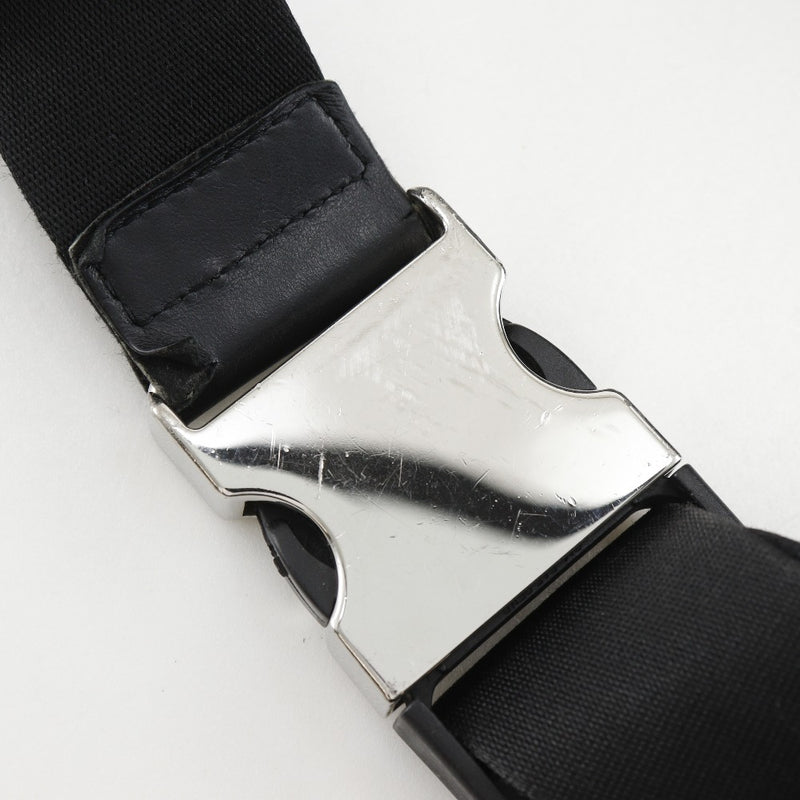 [FENDI] 펜디 피쉬아이 바디백 
 7VA526