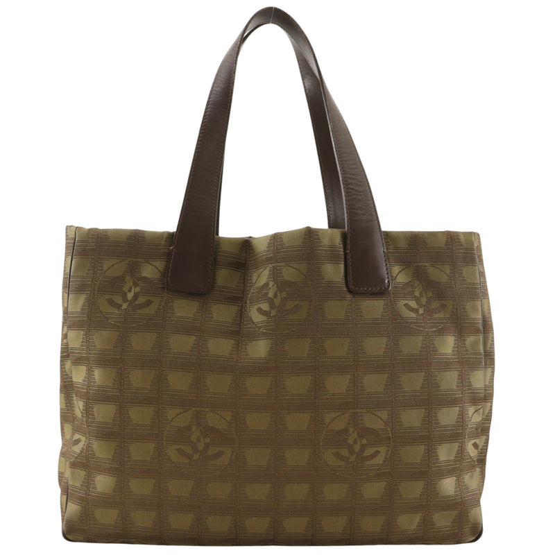 【CHANEL】シャネル ニュートラベルライン トートMM トートバッグ
 A15991