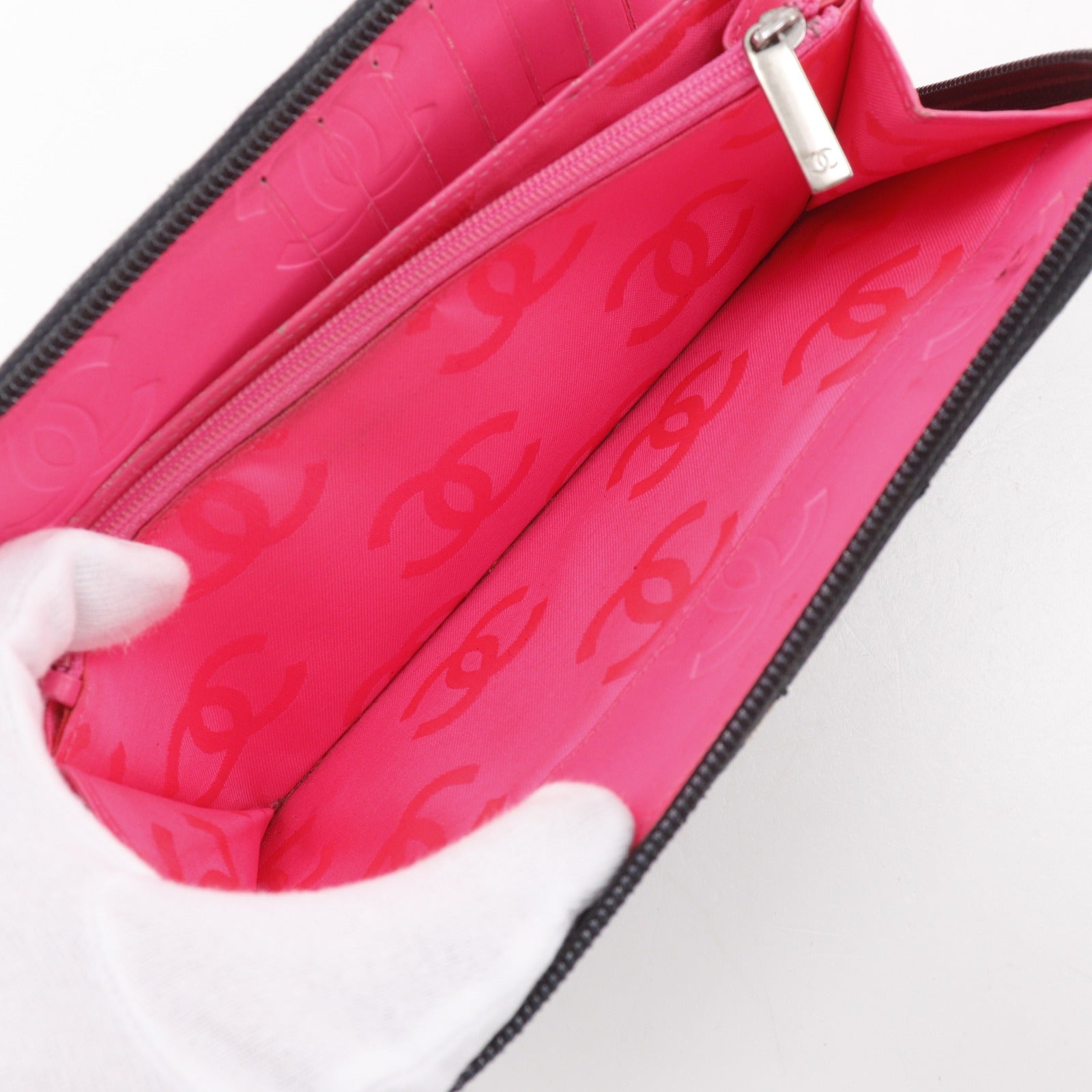 CHANEL】シャネル トラベルケース 長財布 A26710 – NISHIKINO VINTAGE