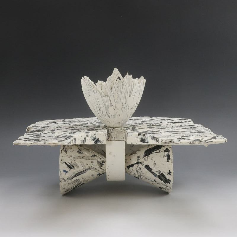 마츠모토 히데오 "지하 2B" 도자기 장식품 오브제