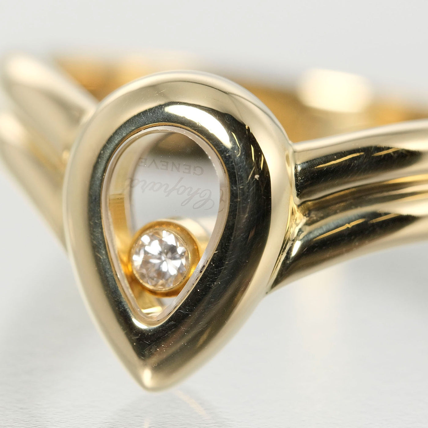 I182323027-6_dcb6fb19-8cd7-