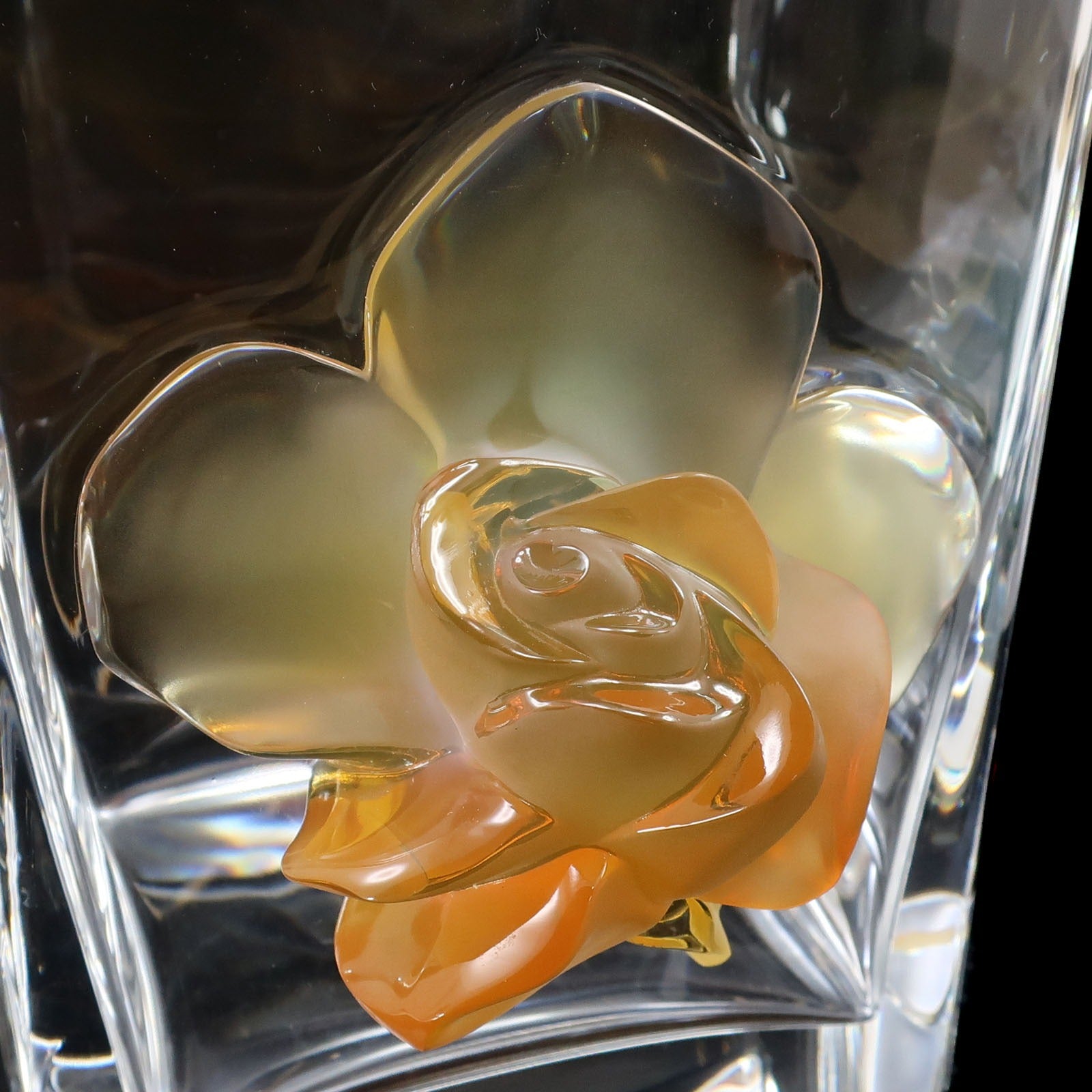 LALIQUE】ラリック アンバーローズ 花瓶 花瓶 – NISHIKINO VINTAGE KYOTO