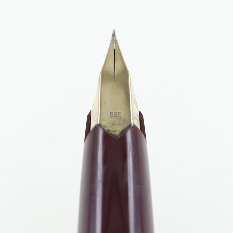 [Montblanc] Montblanc 
 笔尖K14（585）钢笔 
 书面工具固定号221个基于树脂的葡萄酒红色笔尖K14（585）_