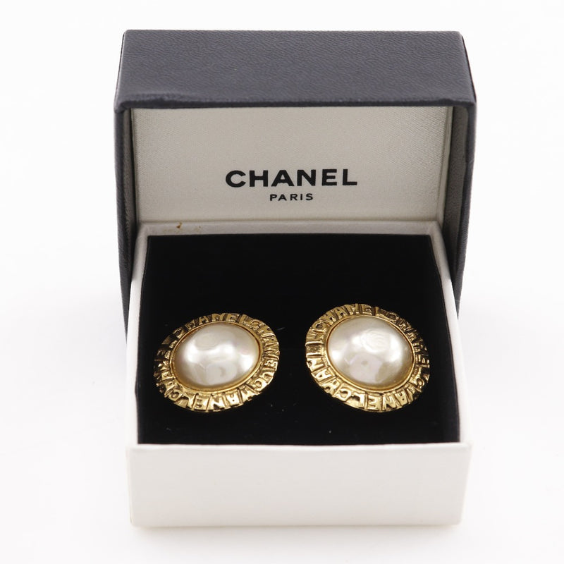 [CHANEL] Pendientes redondos con logo de Chanel