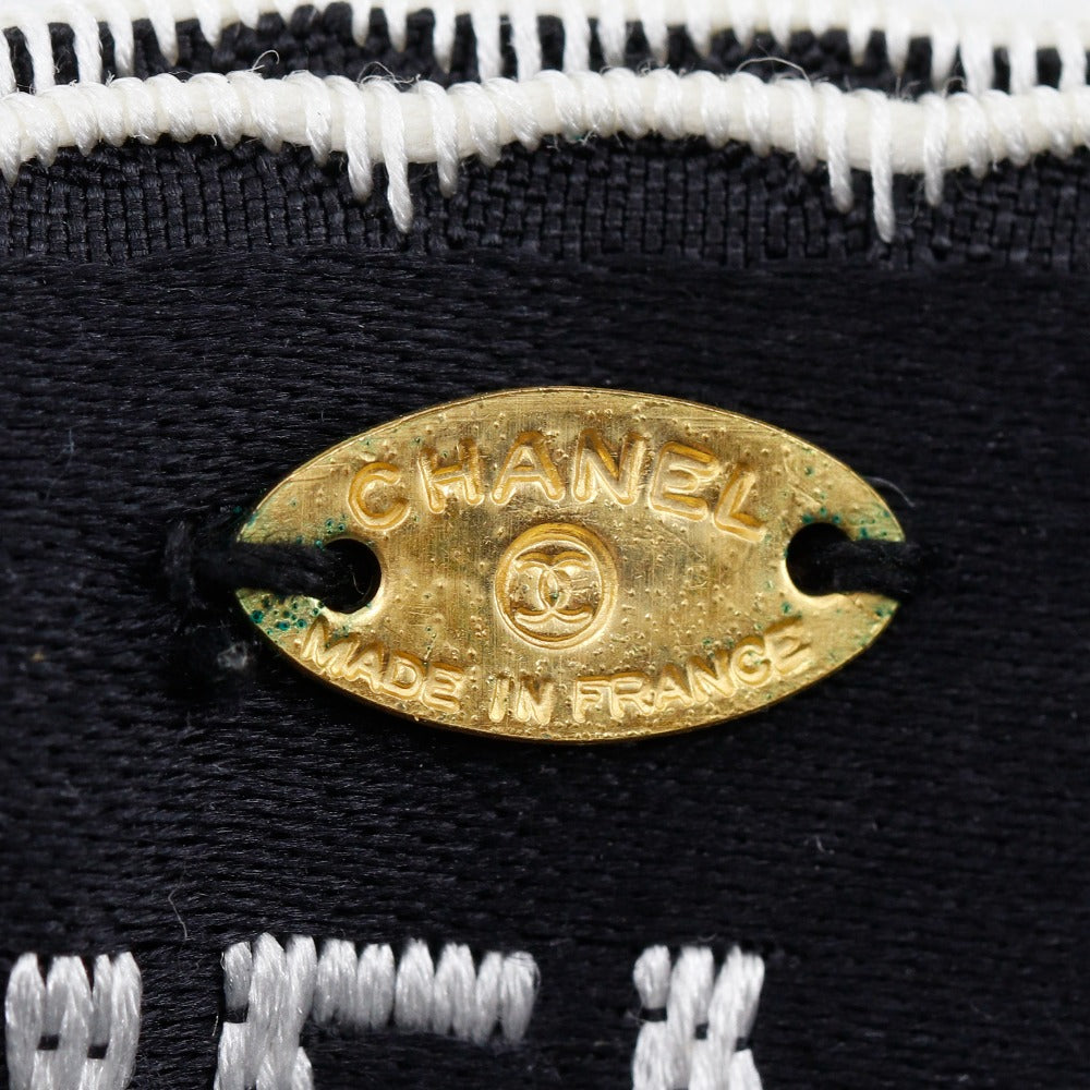 CHANEL】シャネル リボン ブローチ – NISHIKINO VINTAGE KYOTO