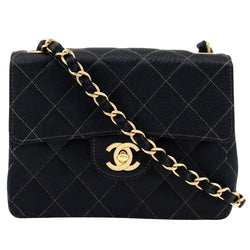 [Chanel] Chanel 
 Mini -cadena de hombro de hombro 
 Matelasse Satin Black Diagonal Shoulder Gurn Lock Mini Caquinhoulder Damas A-Rank