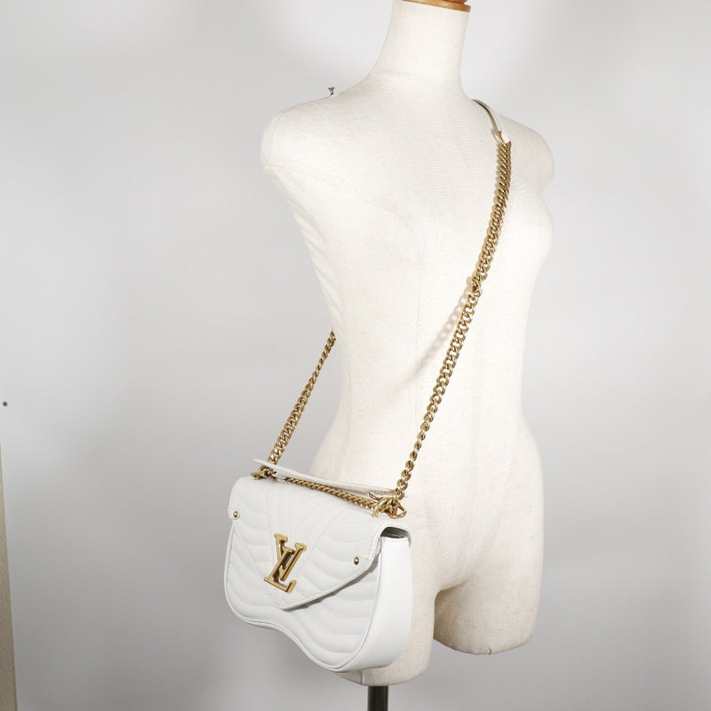 [Louis Vuitton]LOUIS VUITTON New wave MM Shoulder Bag ChainBag 2way M51945 Calfskin Snow White NZ2148 Engraved Standing Diagonal Shoulder Handscape 2WAY Flap NEW WAVE MM Ladies A-Rank