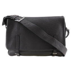 【PRADA】プラダ
 メッセンジャーバッグ ショルダーバッグ
 カーフ 茶 肩掛け A4 ベルト金具 Messenger bag メンズ