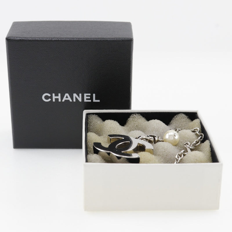 [CHANEL] Chanel COCO Mark Keychain charm A17950 Metal x fake pearl Silver 02C engraved COCO Mark Ladies