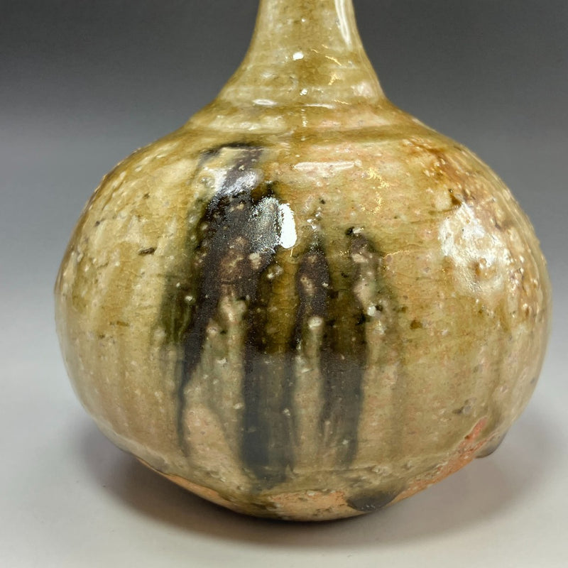 Horno Hironaga, Dohei Tsuboshima, pequeño jarrón de esmalte fluido