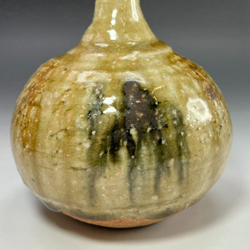 Horno Hironaga, Dohei Tsuboshima, pequeño jarrón de esmalte fluido