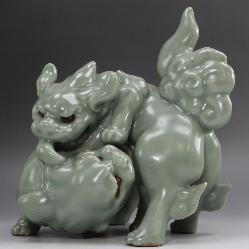 Mita celadon león adorno antiguo