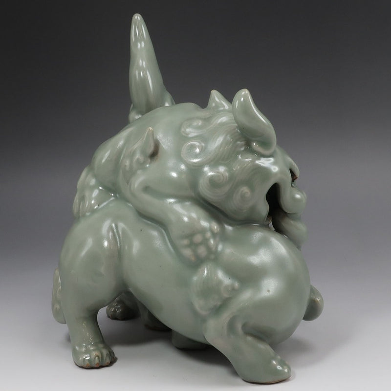 Mita celadon león adorno antiguo