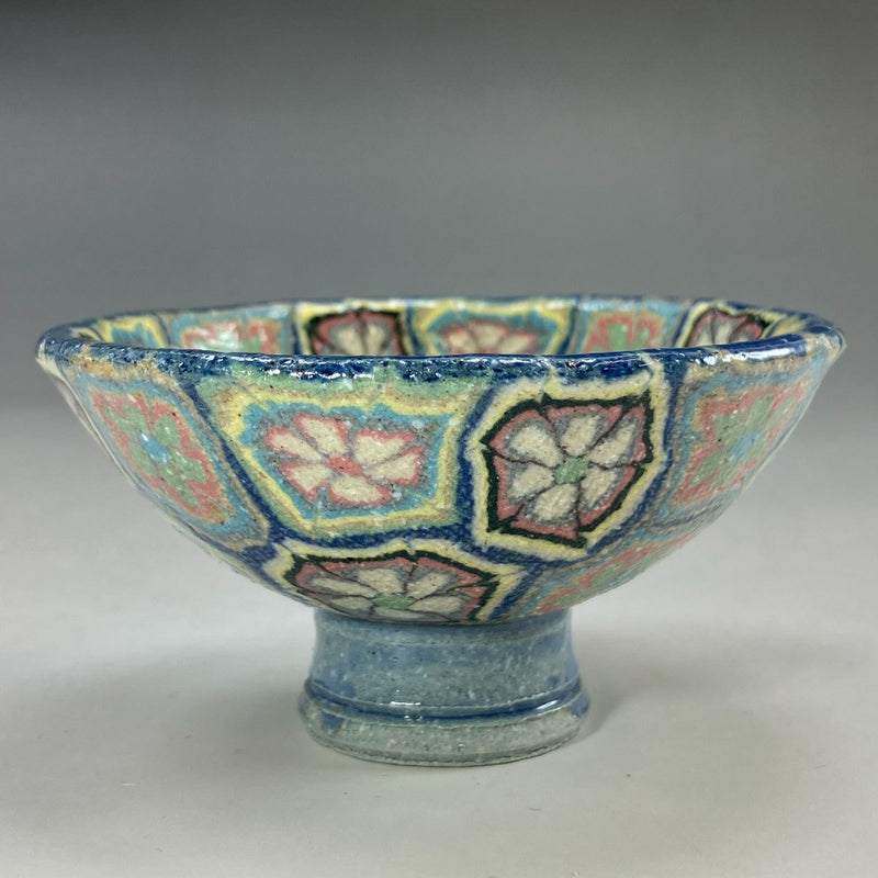 니시부 이사오의 네르조 꽃무늬 컵 식기