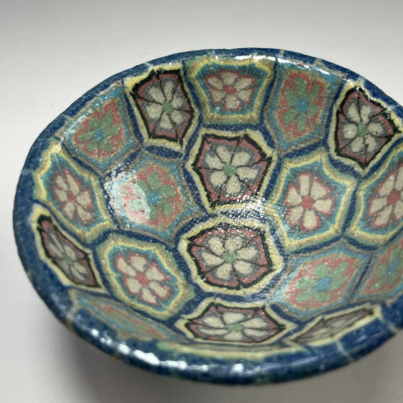 니시부 이사오의 네르조 꽃무늬 컵 식기