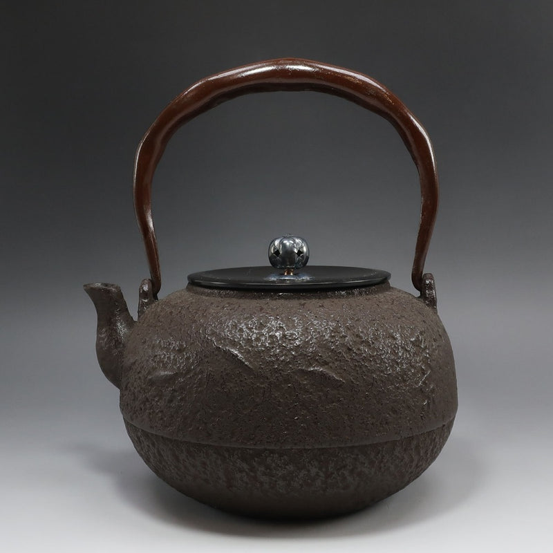 Kama-shi-made silver-picked lid, Gengensai Kou, one-grain million-fold crest, round iron kettle, antique