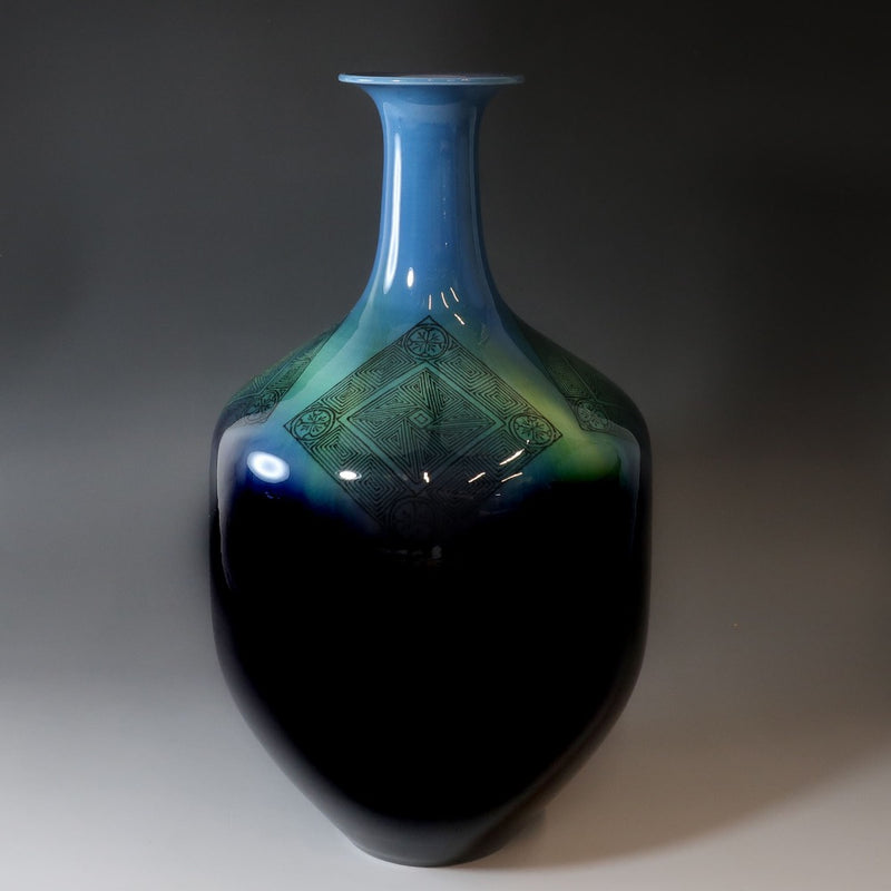 [KUTANIYAKI] Kutani ware Living National Treasure [Tercera generación Yasokichi Tokuda] Jarrón de diseño fino esmaltado Aoi Ming hecho